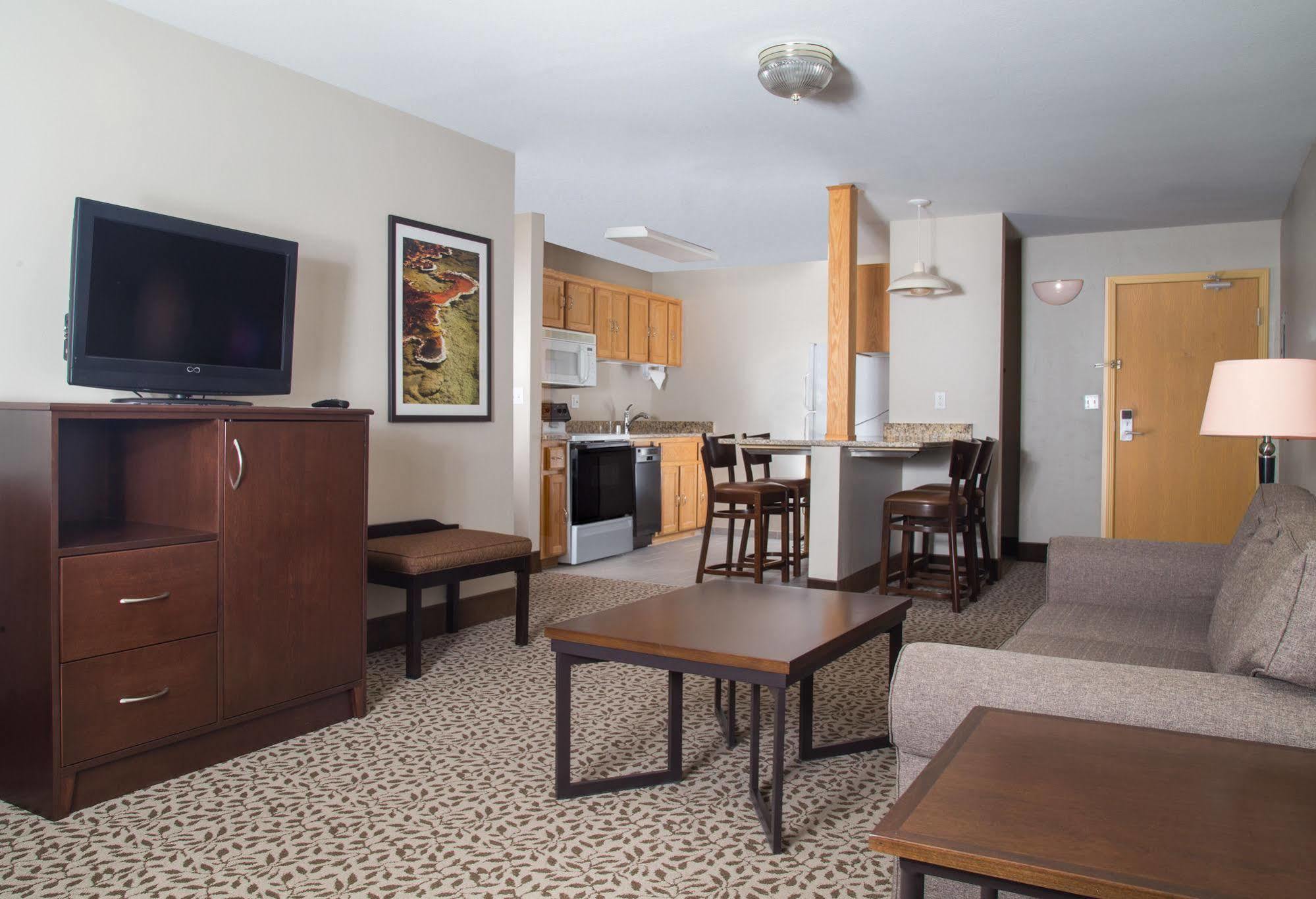 Hotel Gray Wolf & West Yellowstone