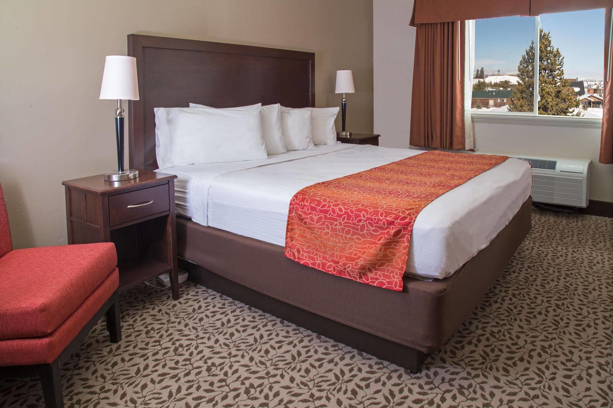 Hotel Gray Wolf & 2*