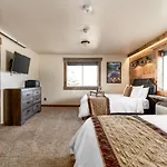 The Adventure Inn Yellowstone