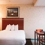Brandin\' Iron Inn