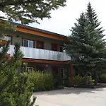 Moose Creek Inn