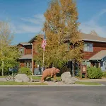 Yellowstone Grizzly Rv Park And Cabins