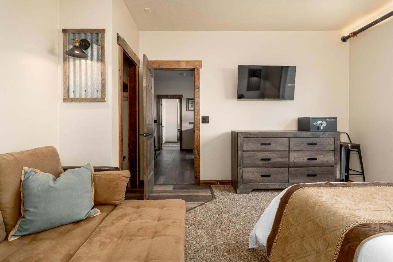 The Adventure Yellowstone Inn West Yellowstone
