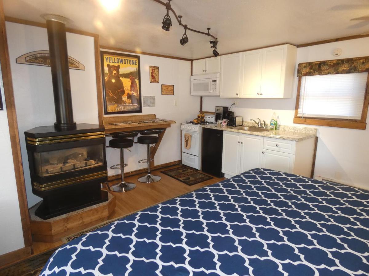 Yellowstone - Adults Only - Have Kitchens Hotel West Yellowstone