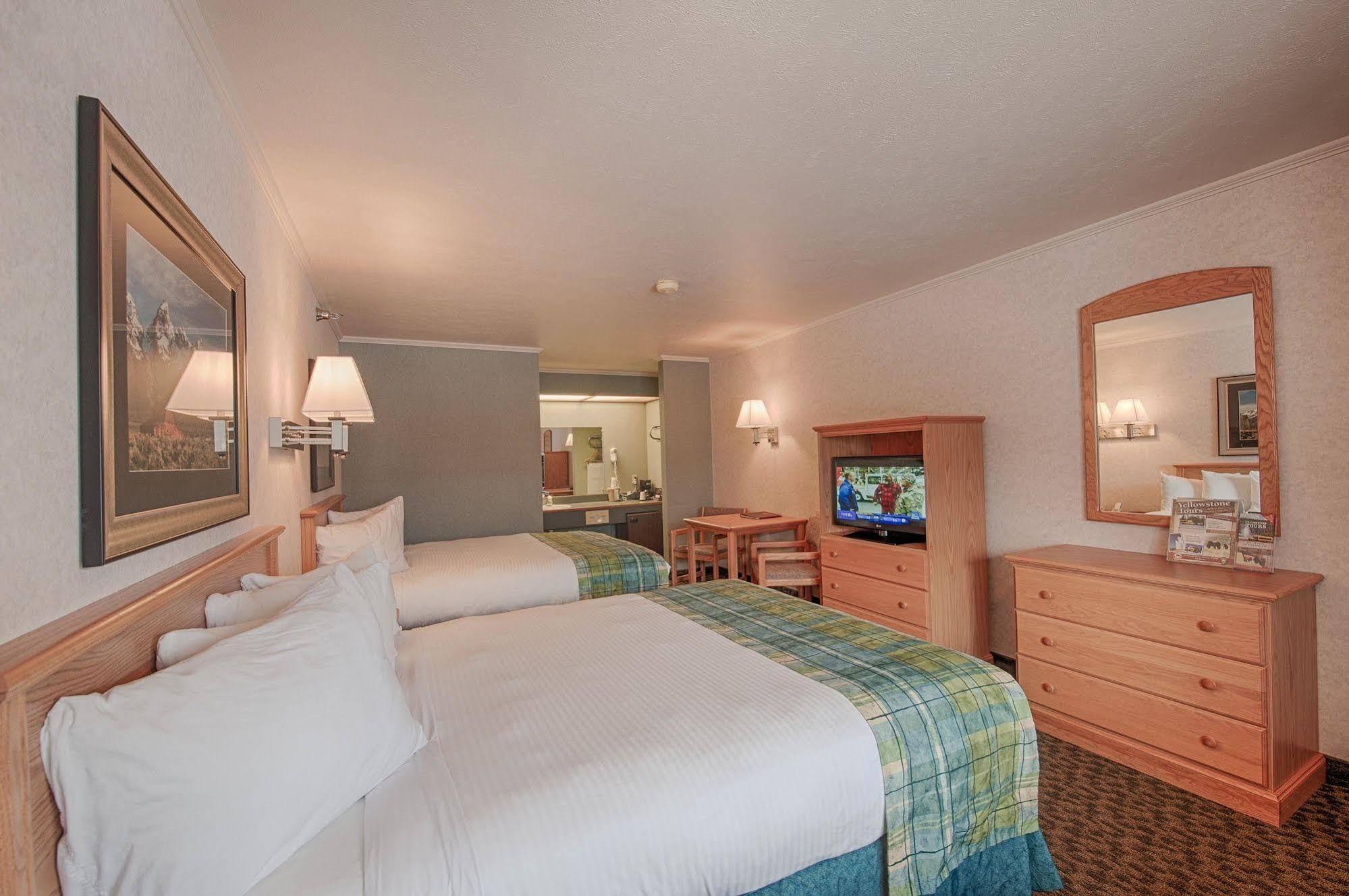 Brandin' Iron Motel