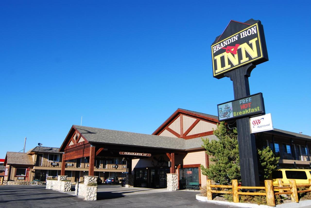 Brandin' Iron Motel
