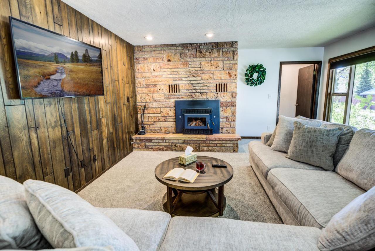 Holiday home Geyser Getaway