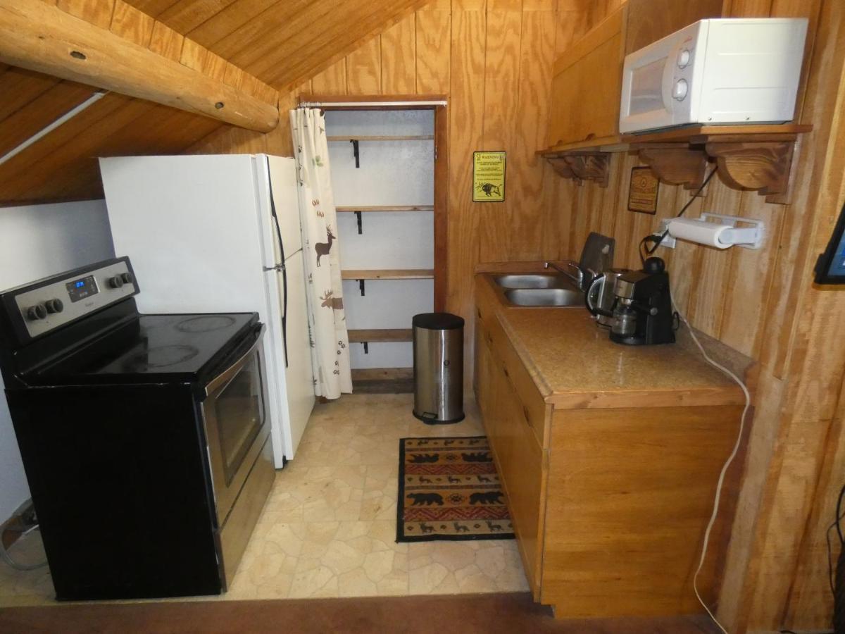 Yellowstone - Adults Only - Have Kitchens 2*