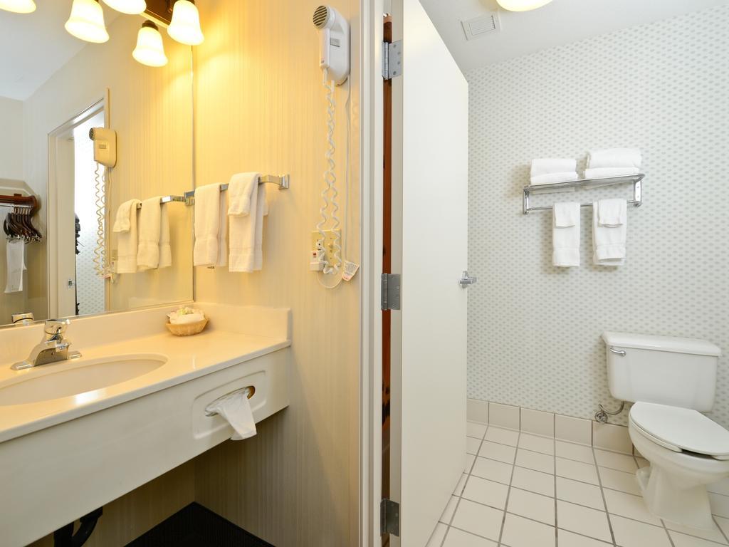 Hotel Clubhouse