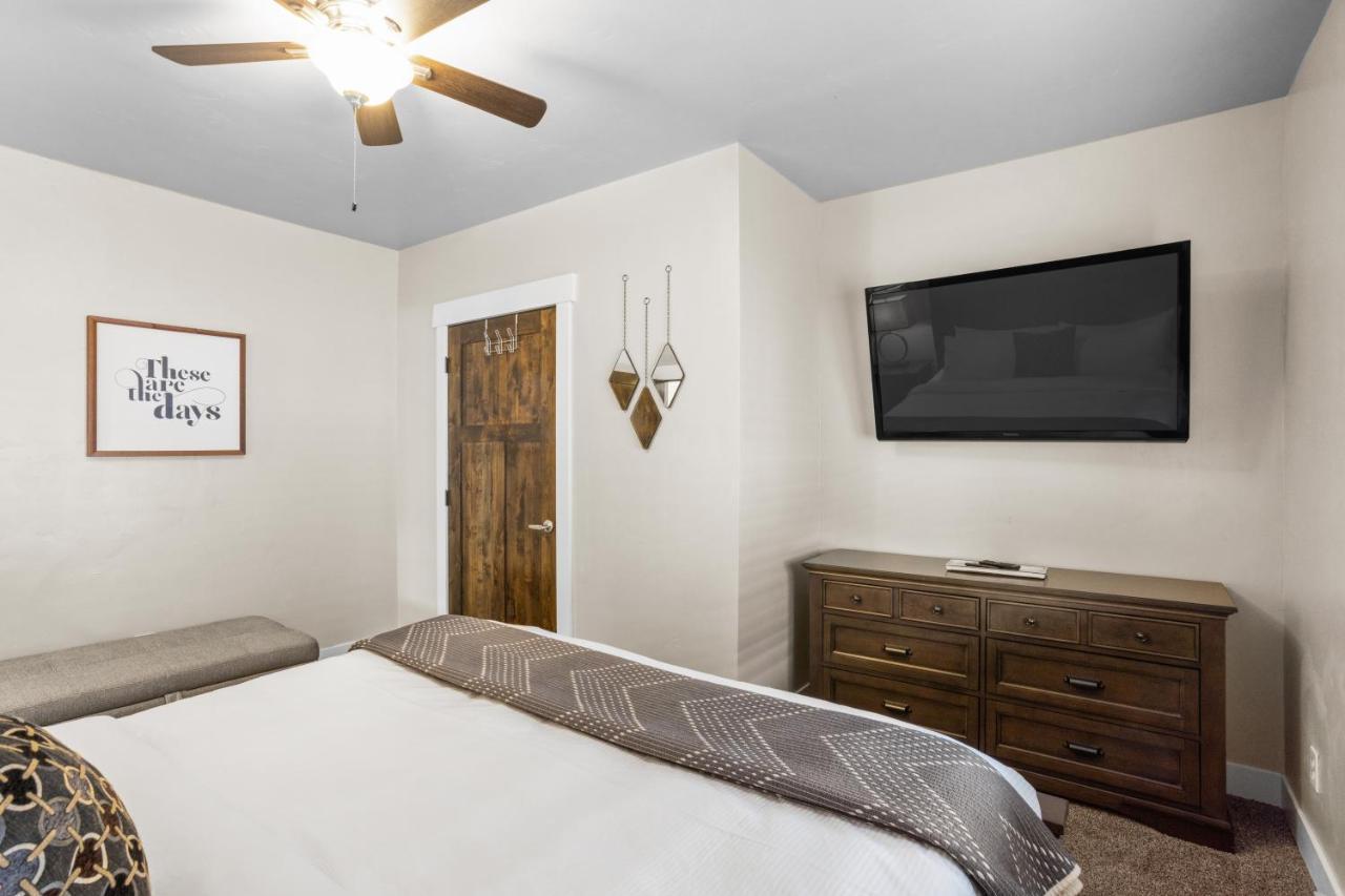 The Yellowstone Hideaway Unit B Apartment West Yellowstone