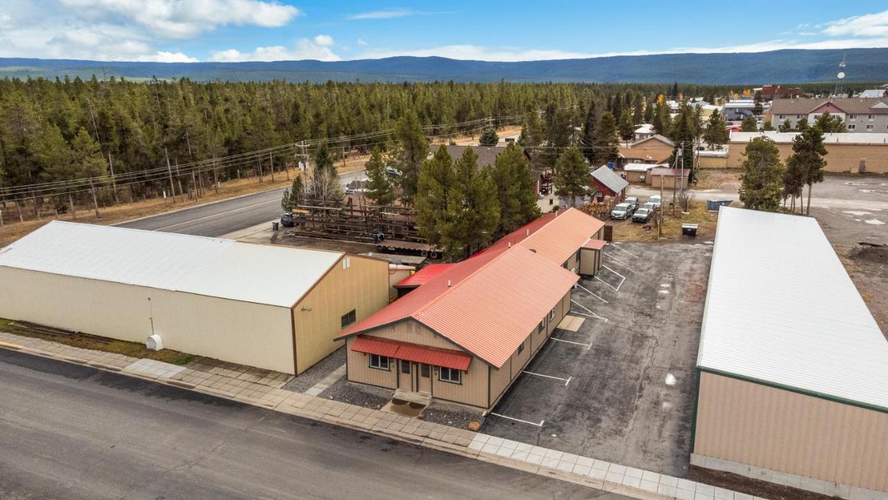 The Yellowstone Hideaway Unit A Apartment West Yellowstone