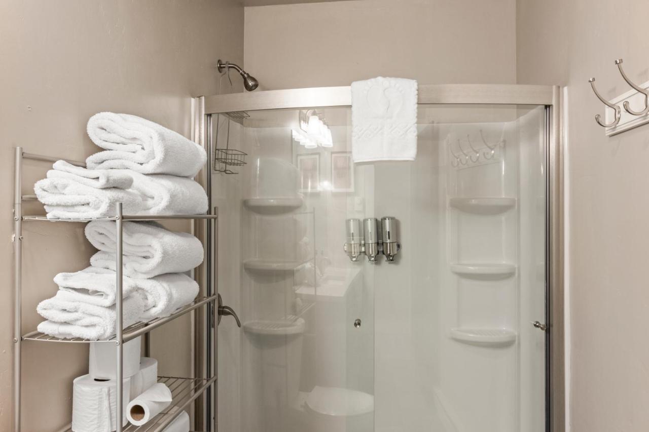 Apartment The Yellowstone Hideaway Unit A