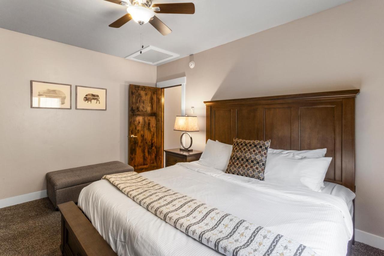 Apartment The Yellowstone Hideaway Unit A *