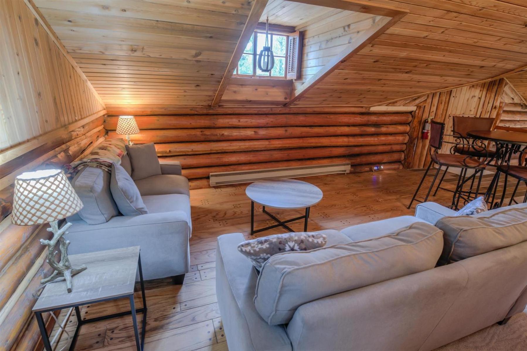 The Moose Bunkhouse Holiday home *