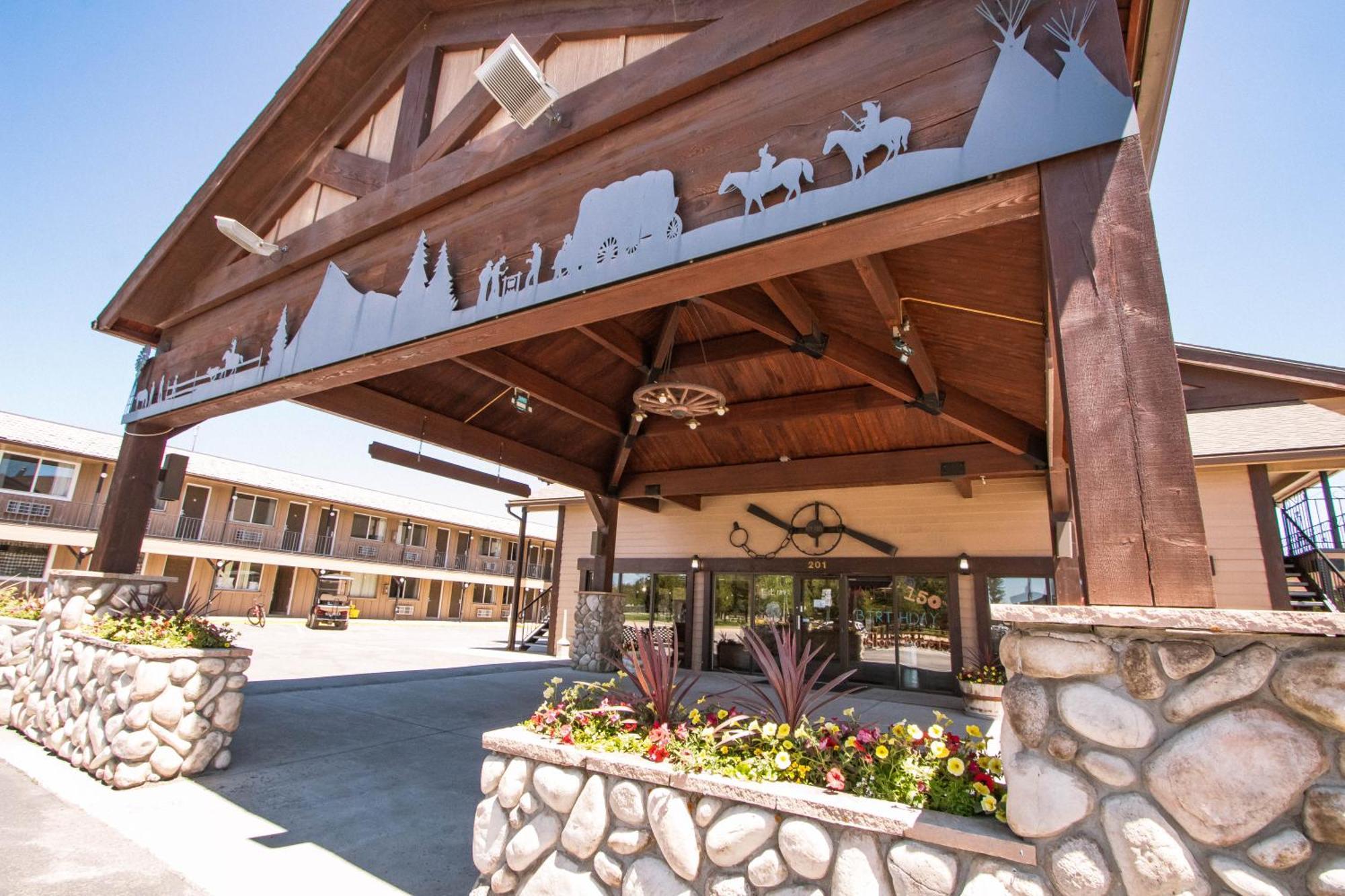 Brandin' Iron Motel