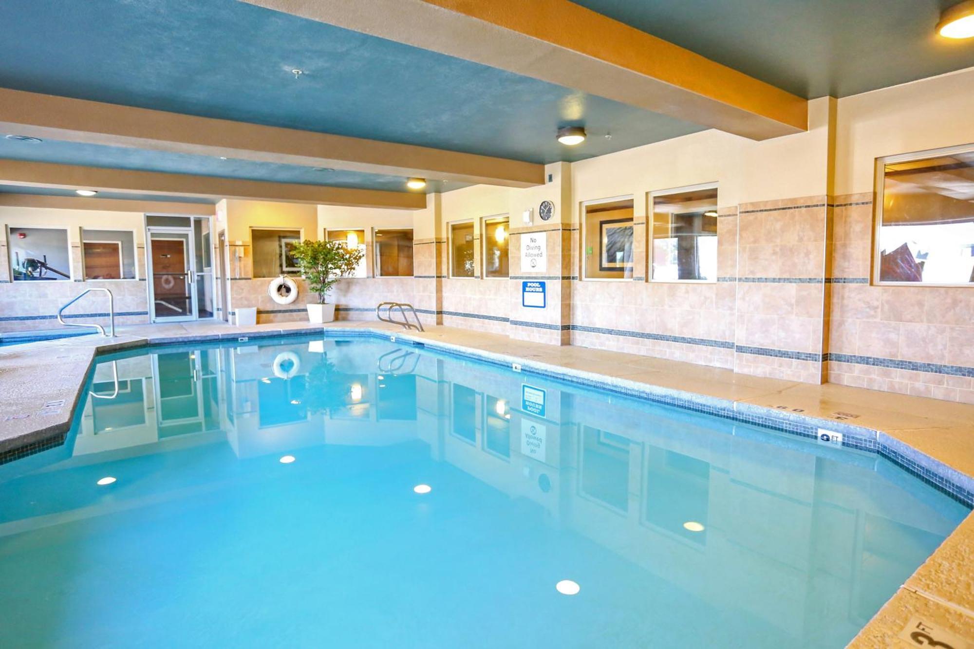 By Ihg 3* West Yellowstone