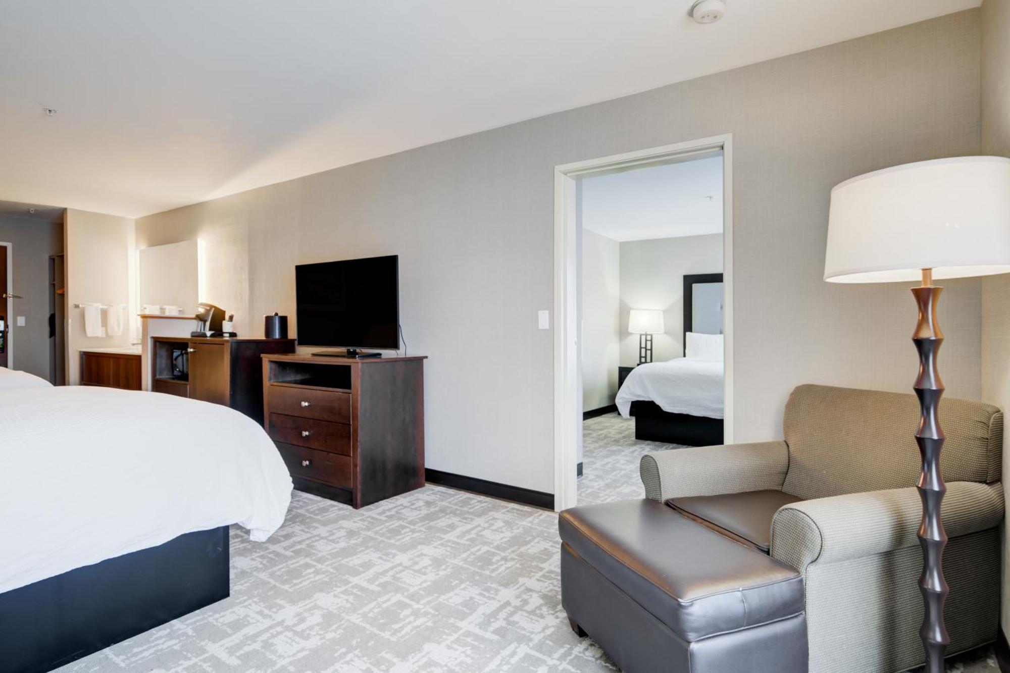 By Ihg Hotel West Yellowstone