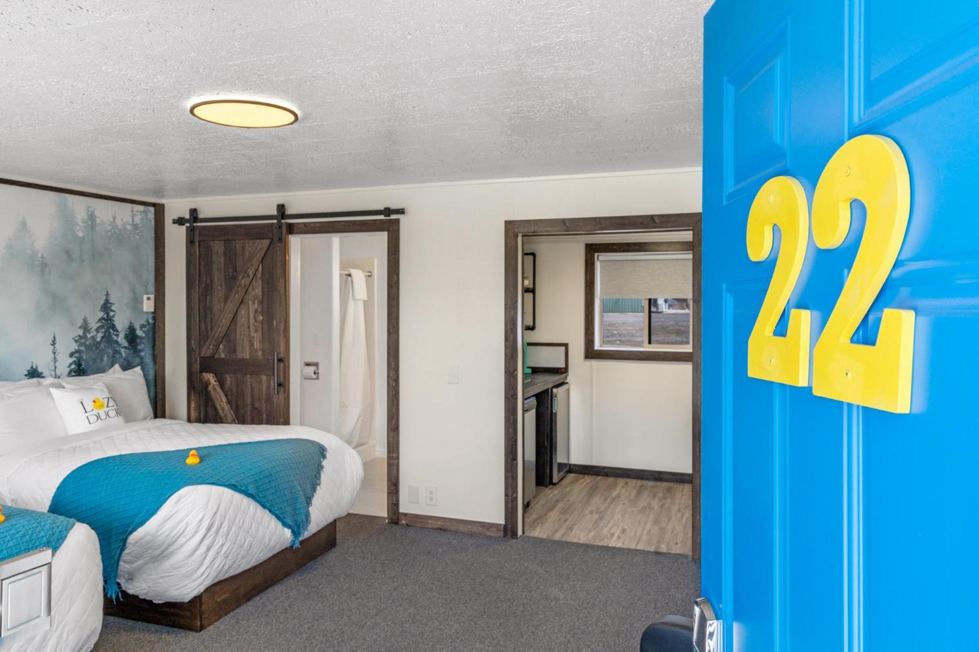 Lazy Duck Hotel West Yellowstone