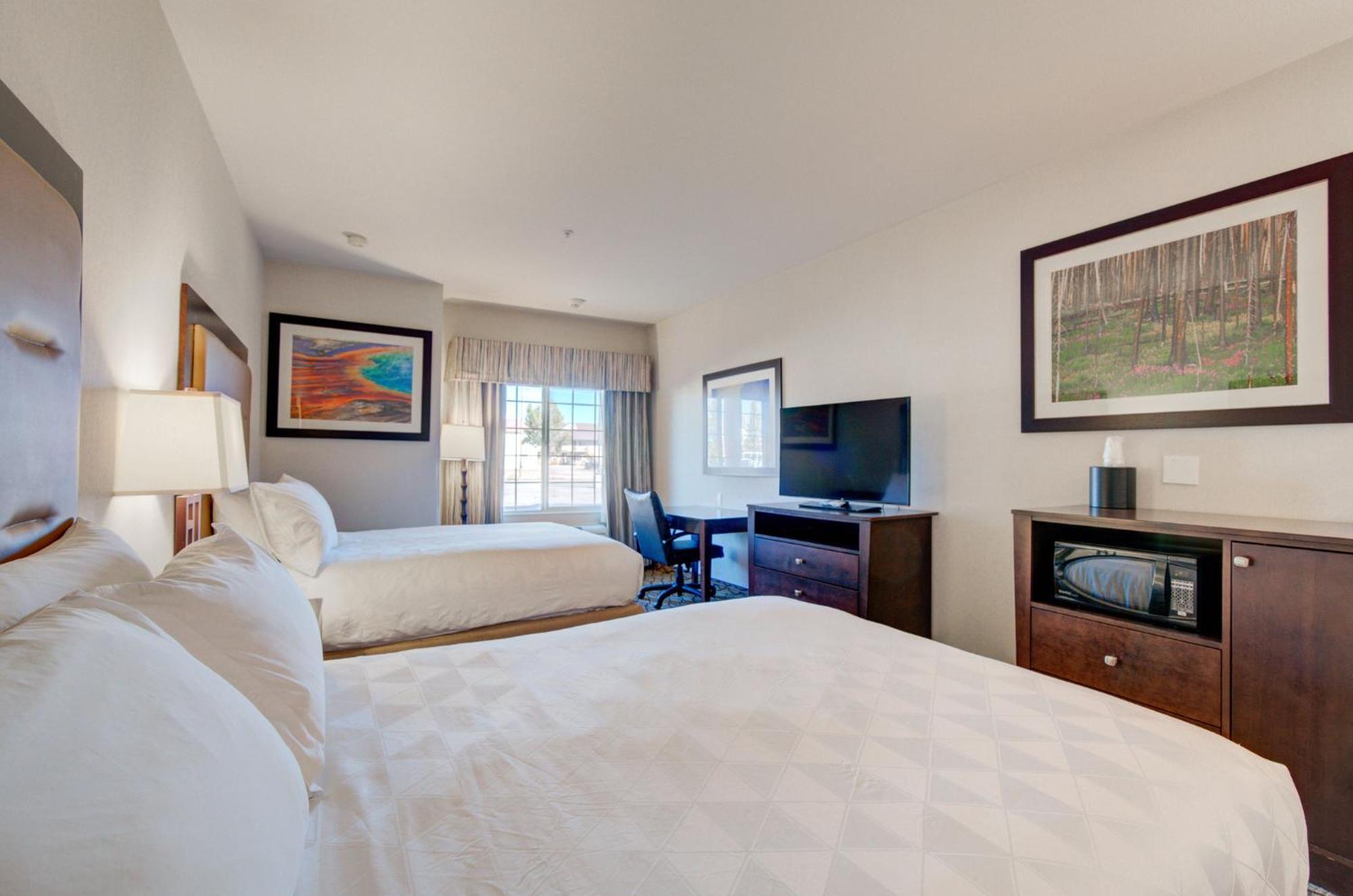By Ihg