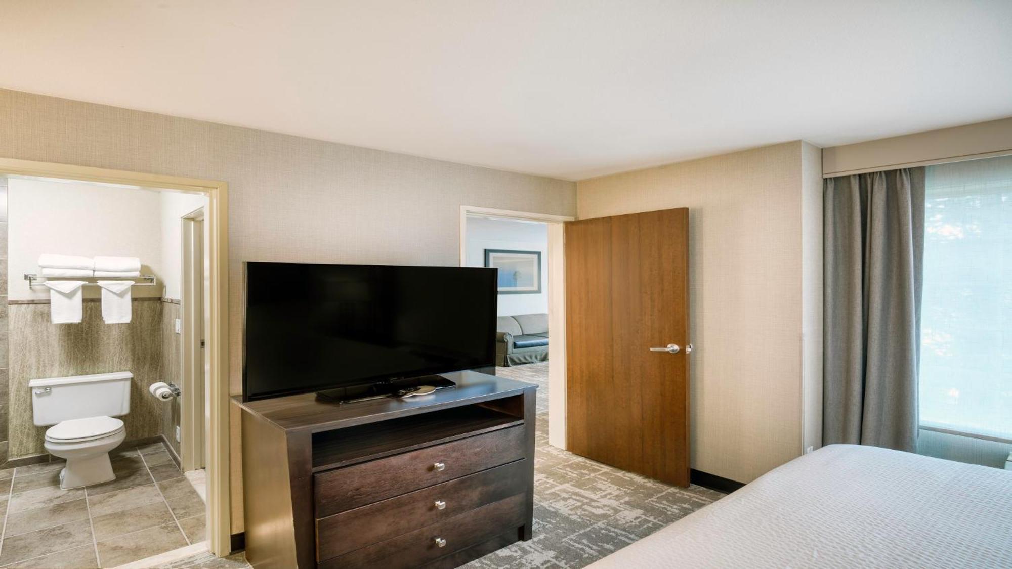 By Ihg Hotel
