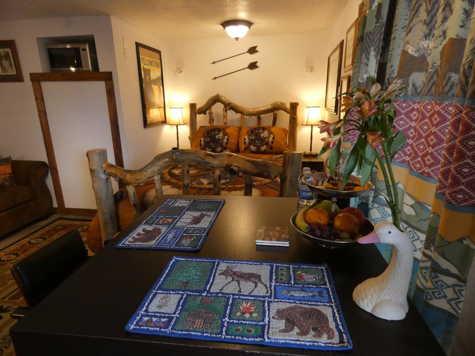 Yellowstone - Adults Only - Have Kitchens Hotel