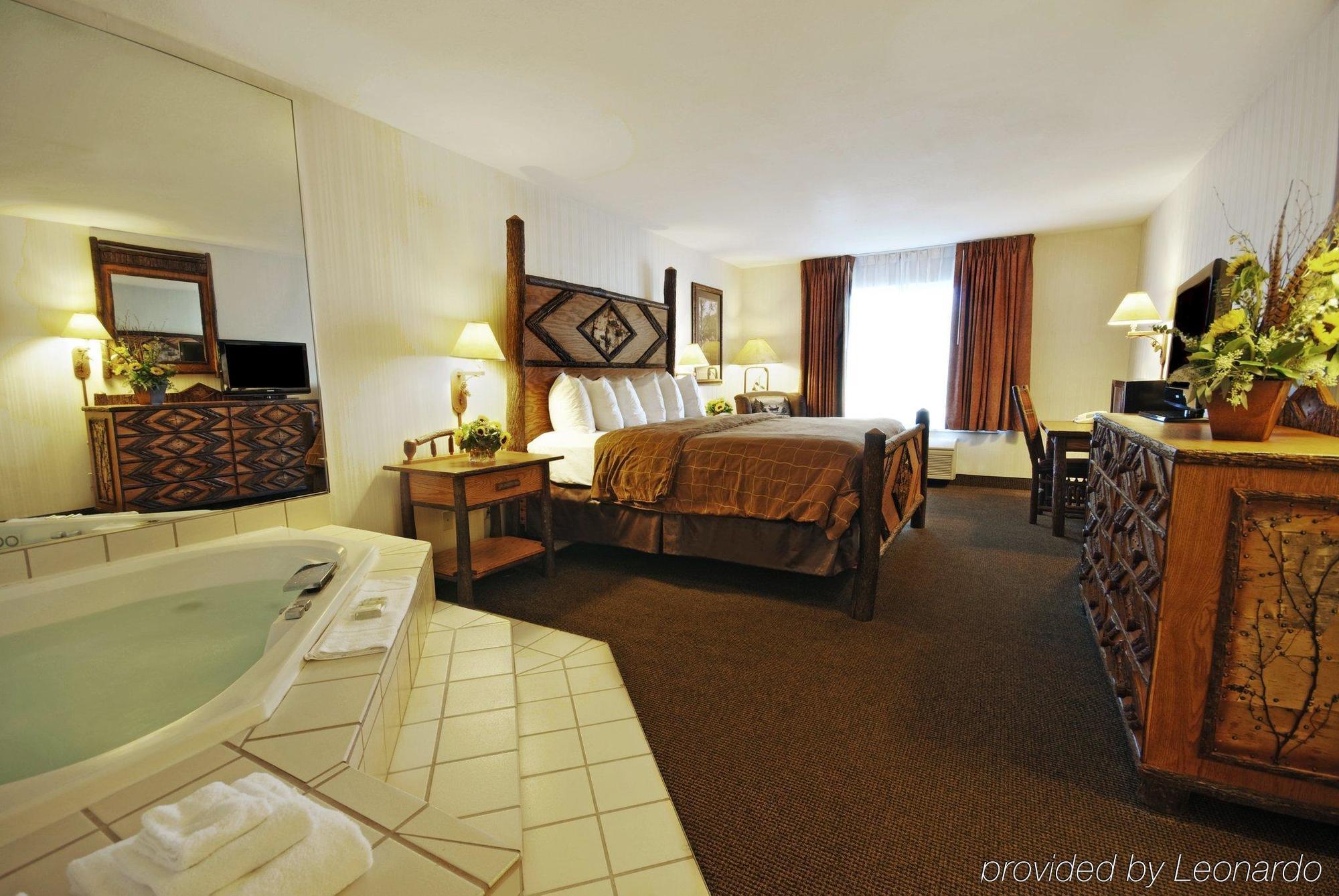 Clubhouse Hotel 3*