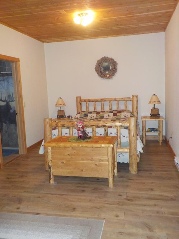Bed & Breakfast West Yellowstone Bed And Breakfast 3*