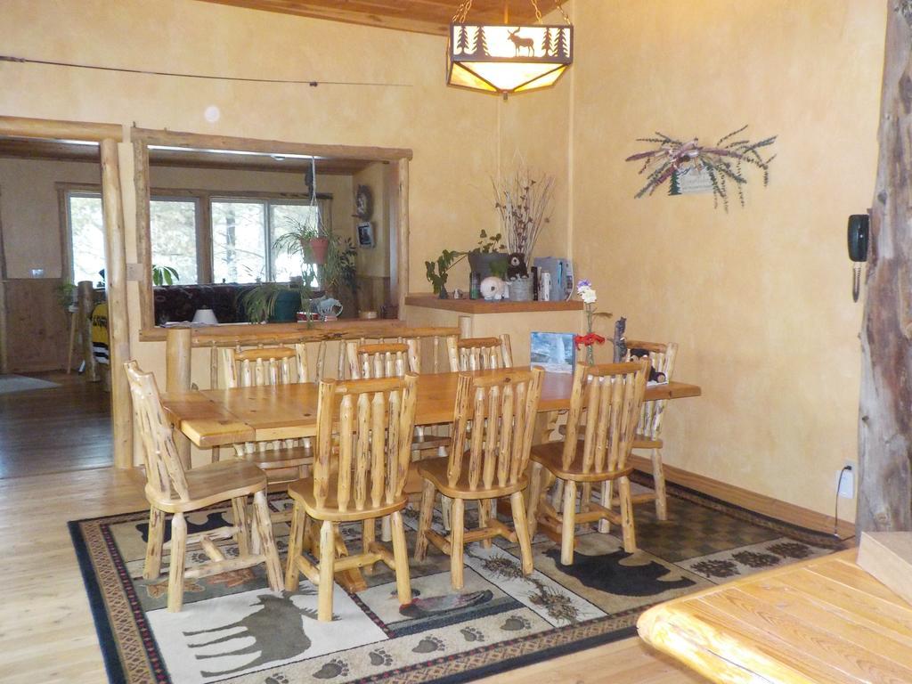 Bed & Breakfast West Yellowstone Bed And Breakfast 3*