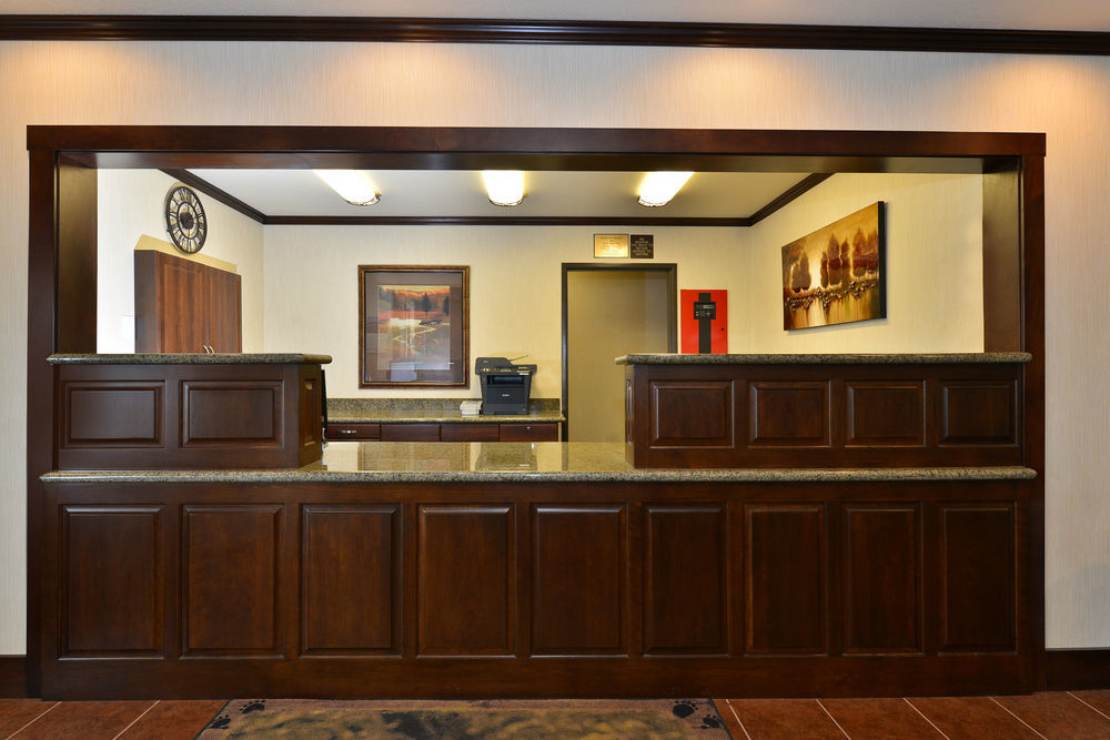 Hotel Yellowstone West Gate 2*