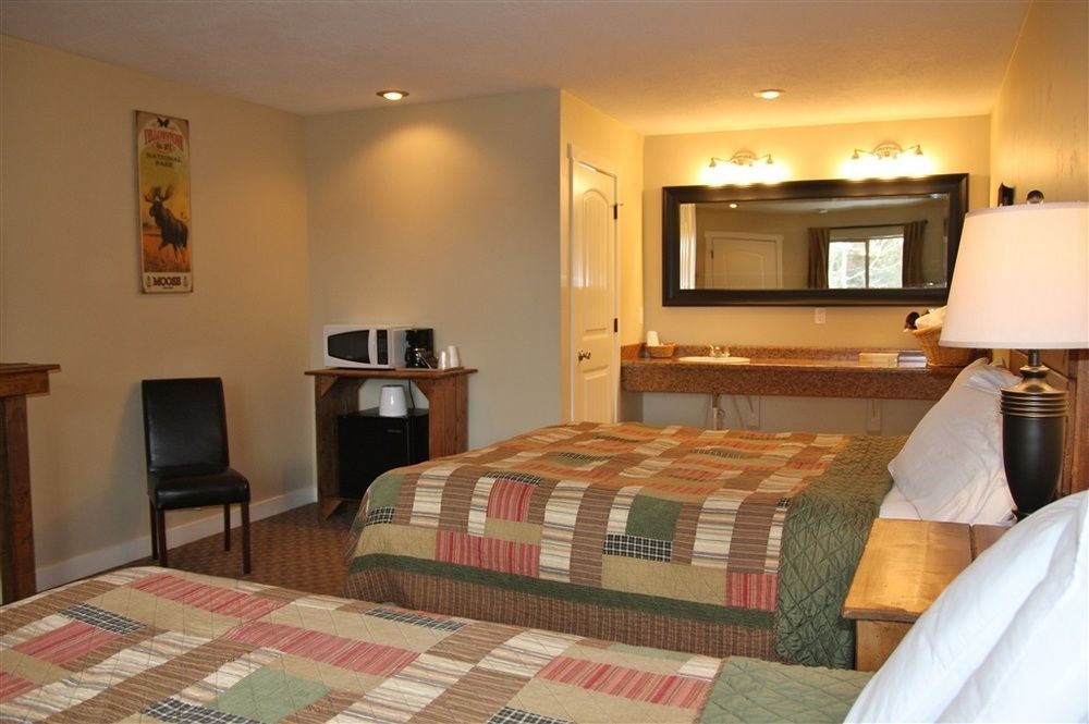 Moose Creek Motel