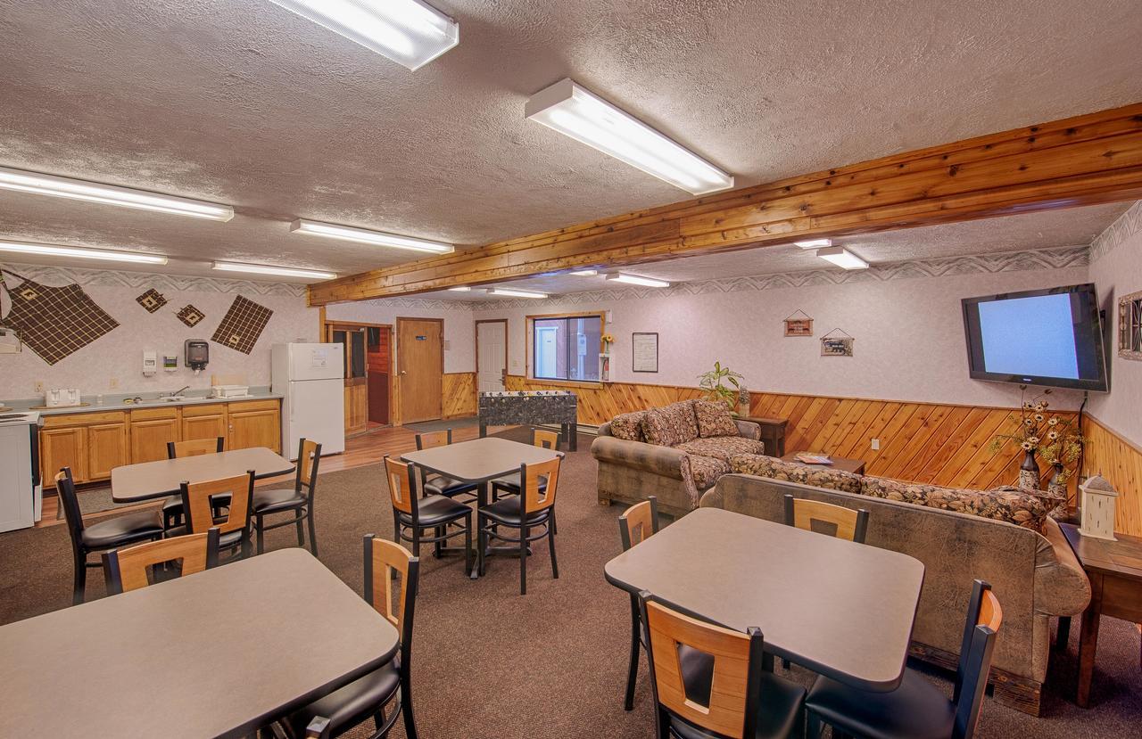 Center Motel