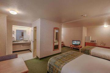 Motel Brandin' Iron