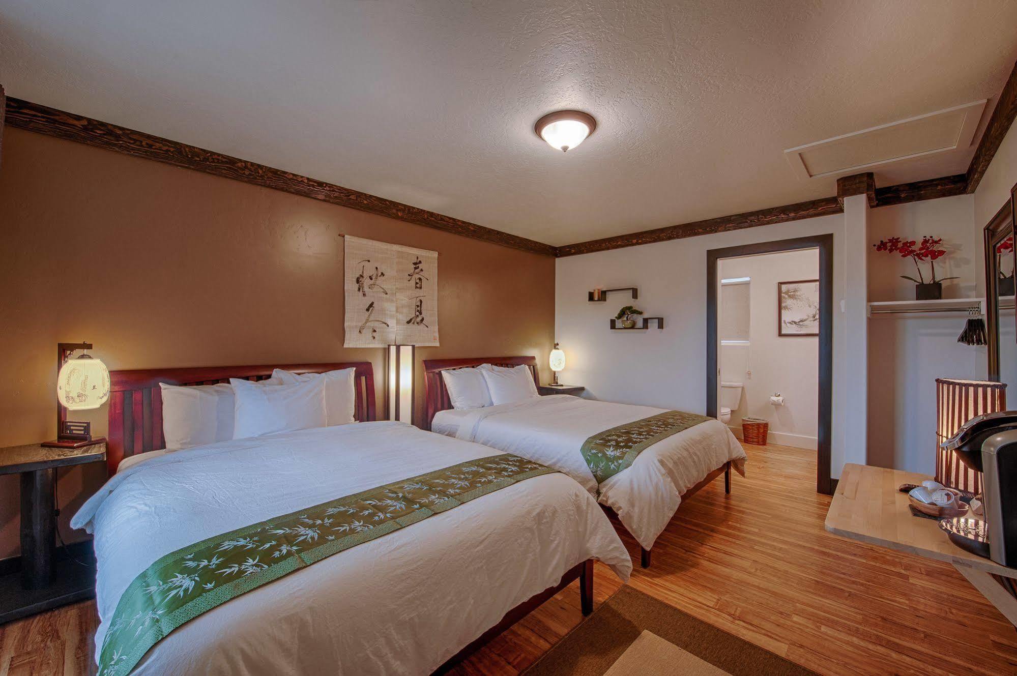 Tao's Hotel West Yellowstone