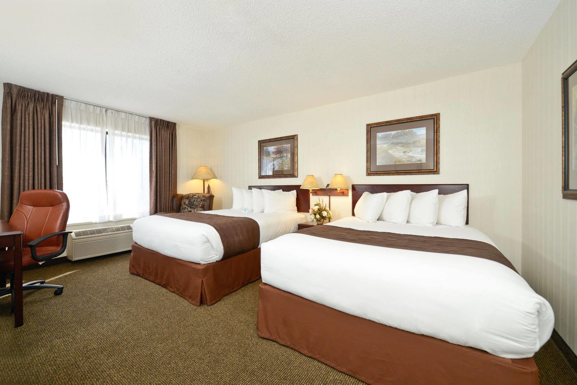 Hotel Clubhouse