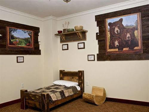 Lodge Three Bear West Yellowstone