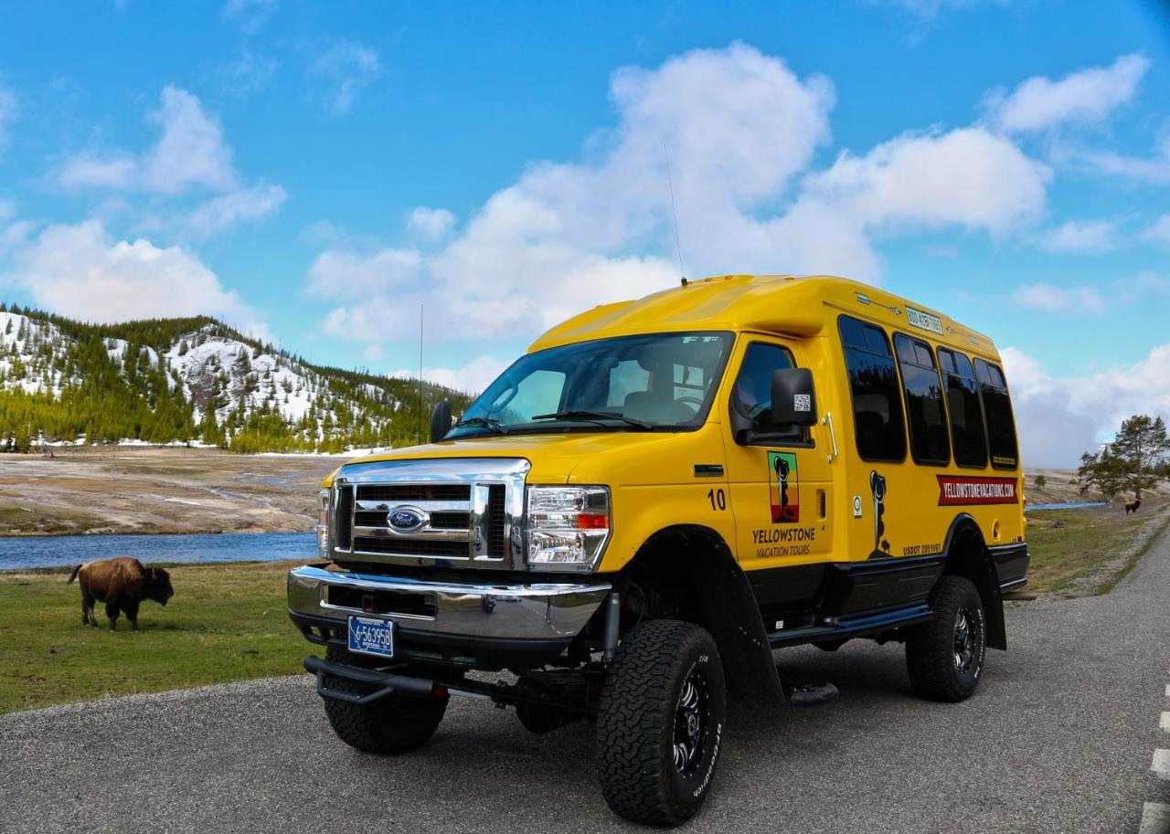 Explorer At Yellowstone Lodge West Yellowstone