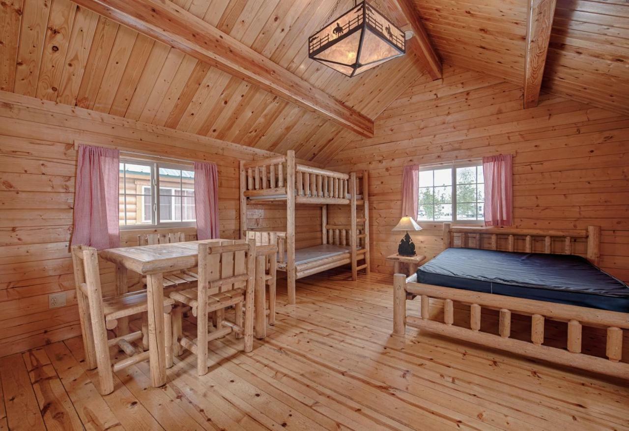 Yellowstone Grizzly Rv Park And Cabins
