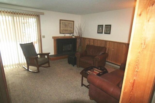 Homestead Townhouse Unit 6 * West Yellowstone