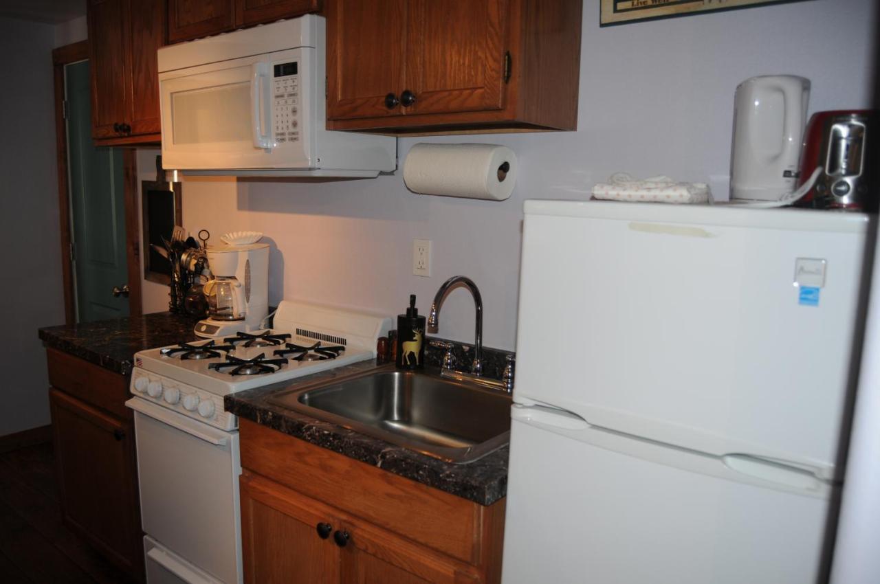 Yellowstone - Adults Only - Have Kitchens West Yellowstone