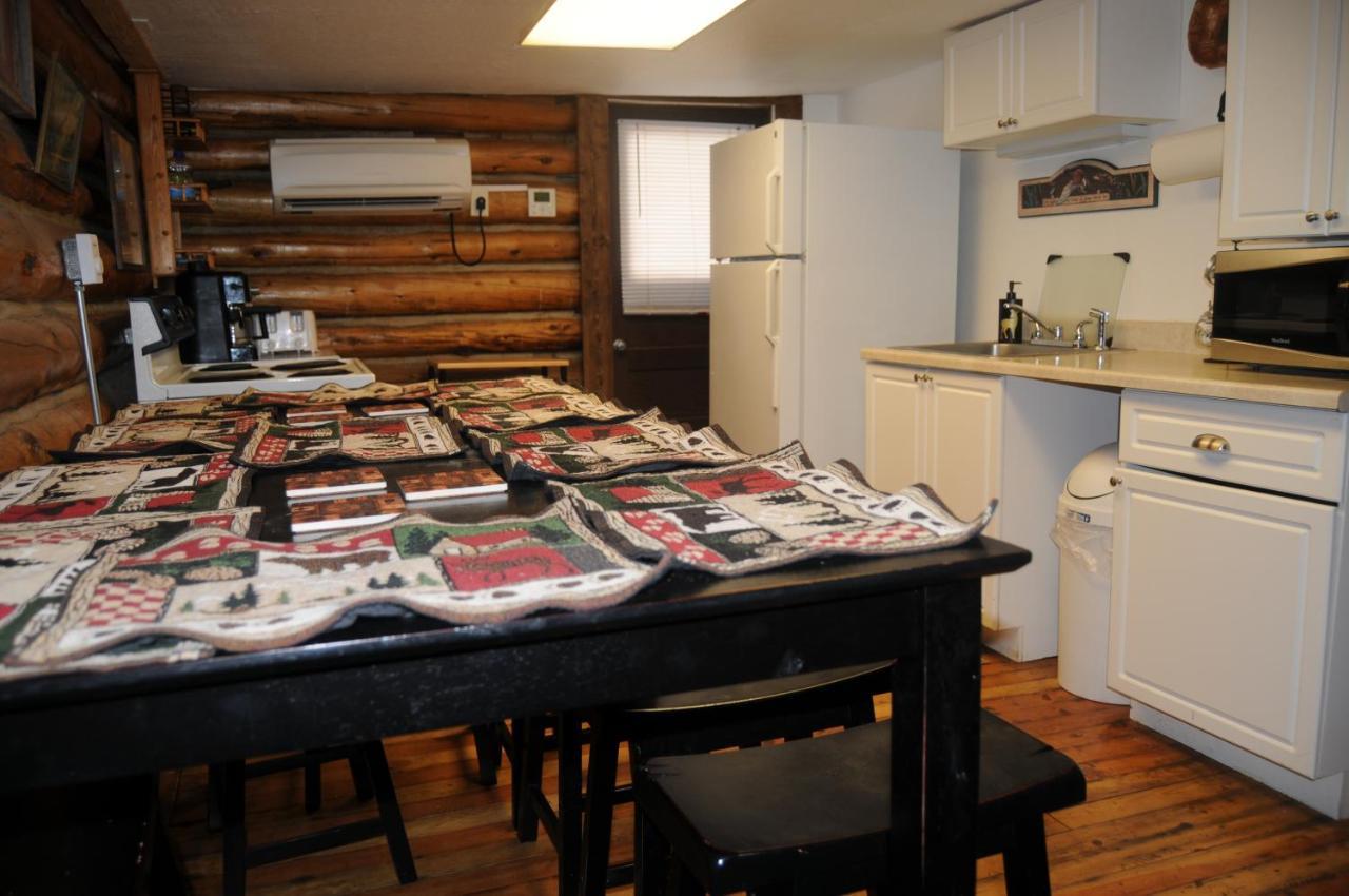 Yellowstone - Adults Only - Have Kitchens Hotel 2*