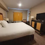 Wagon Wheel Hotel