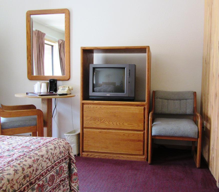 Travelers Motel West Yellowstone