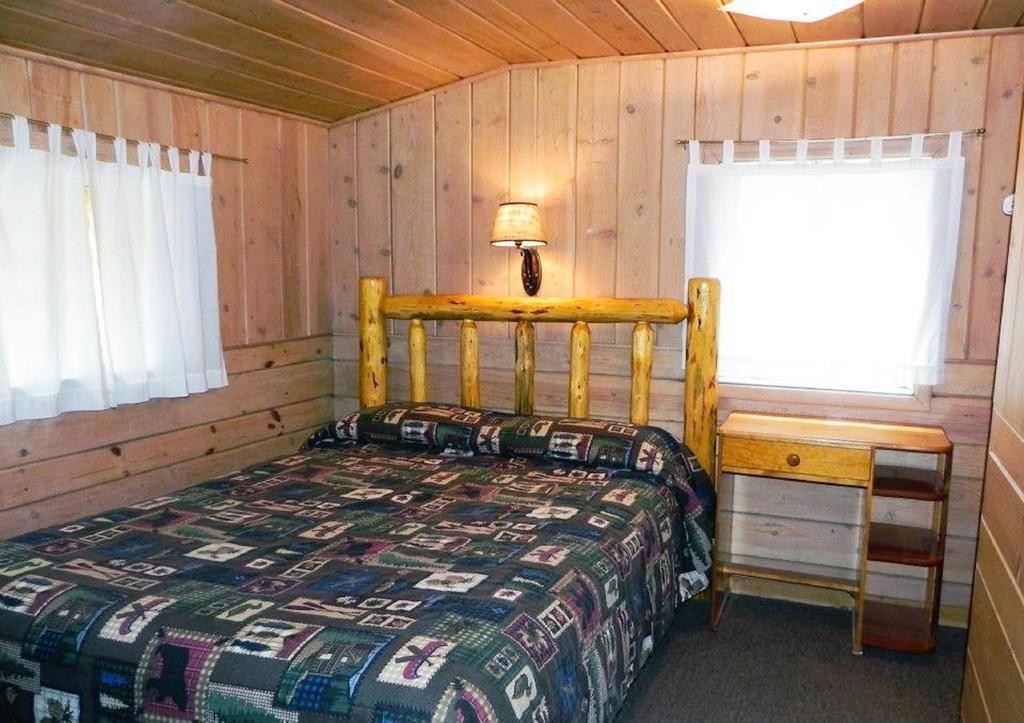 Sleepy Hollow Motel 2*