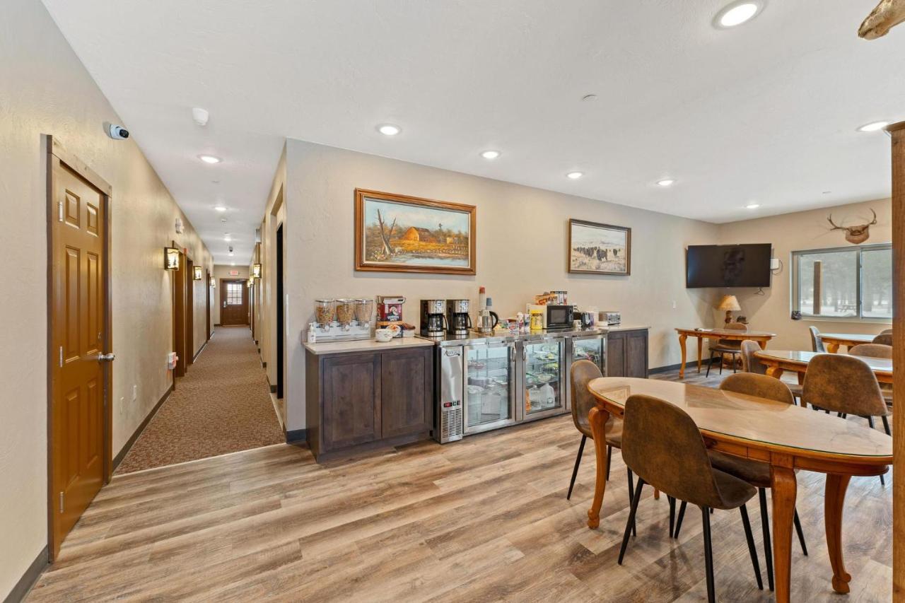 Wagon Wheel Hotel West Yellowstone