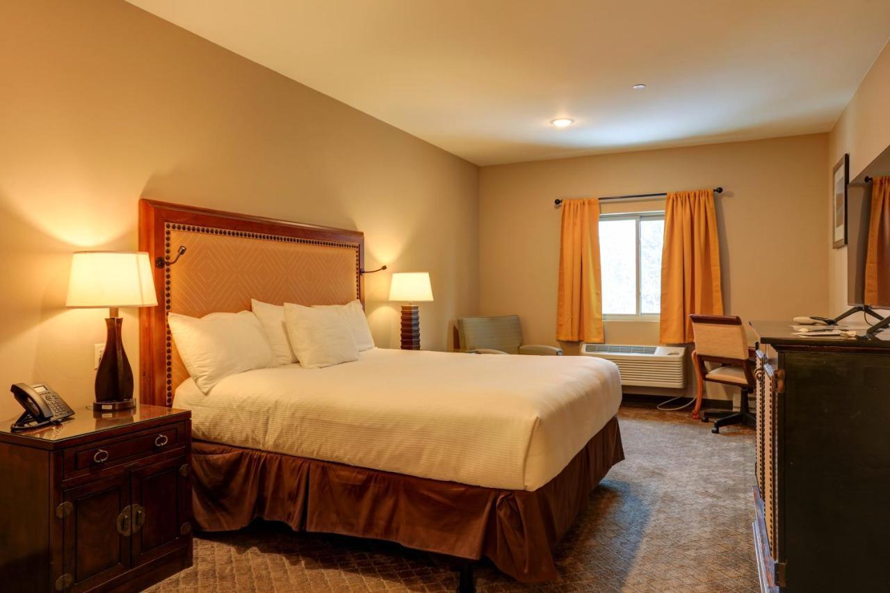 Hotel Wagon Wheel 3*