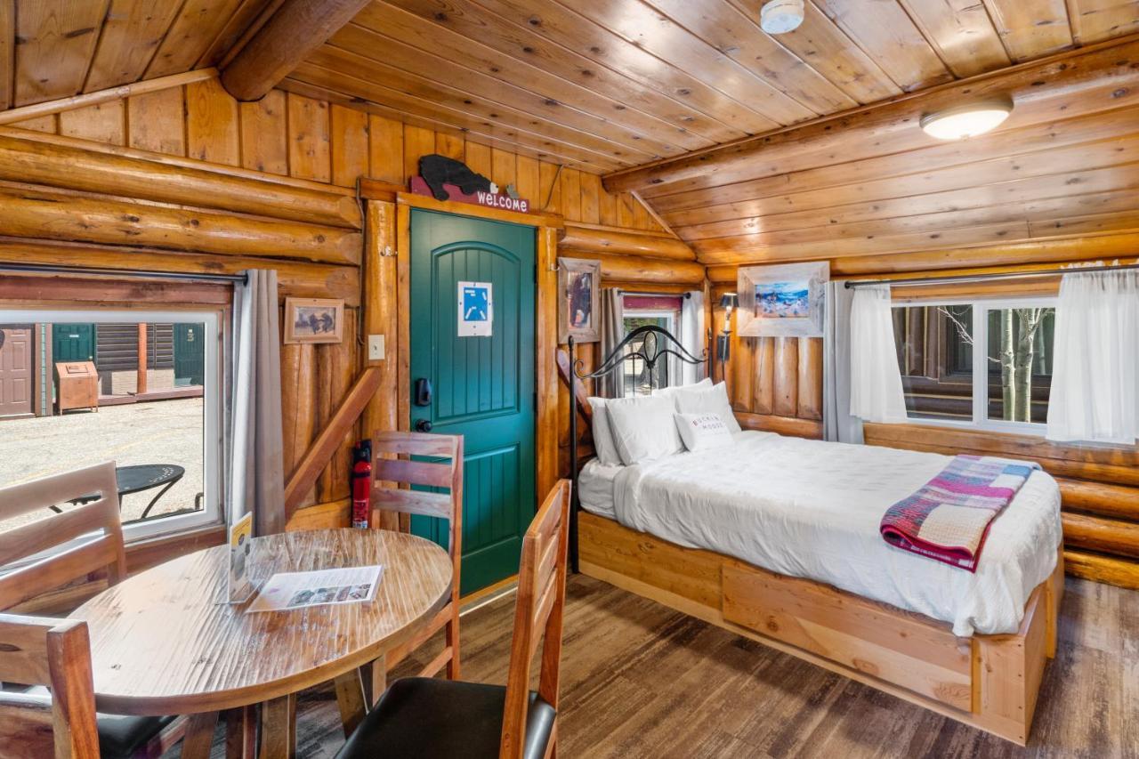 Hotel The Bucking Moose *