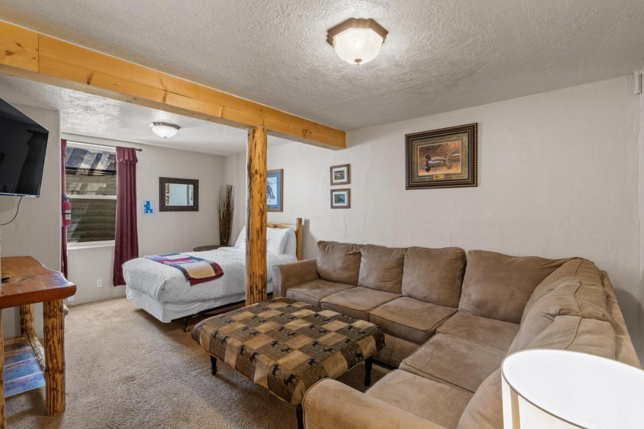 Hotel The Bucking Moose