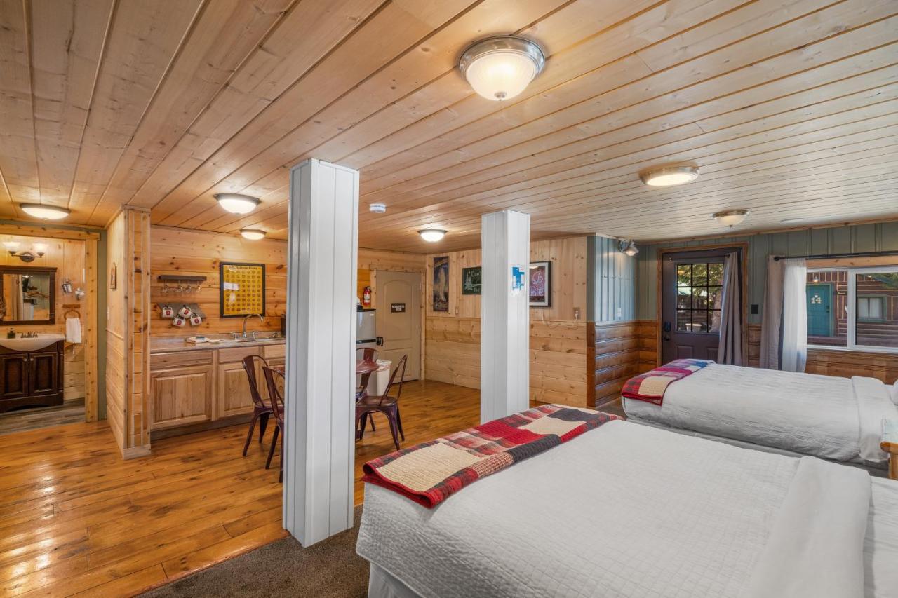 The Bucking Moose Hotel *