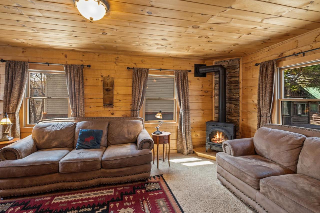 The Bucking Moose Hotel