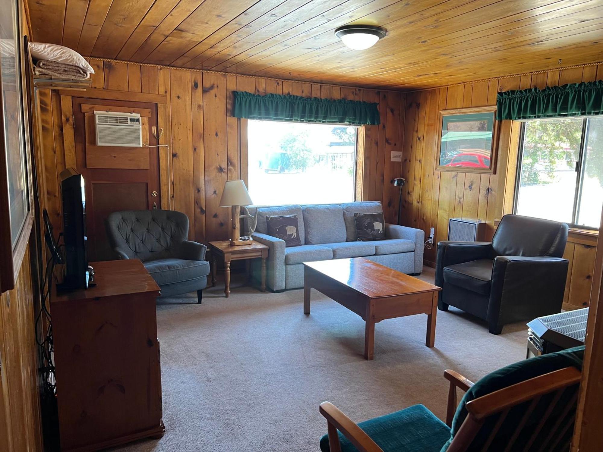 Faithful Street Hotel